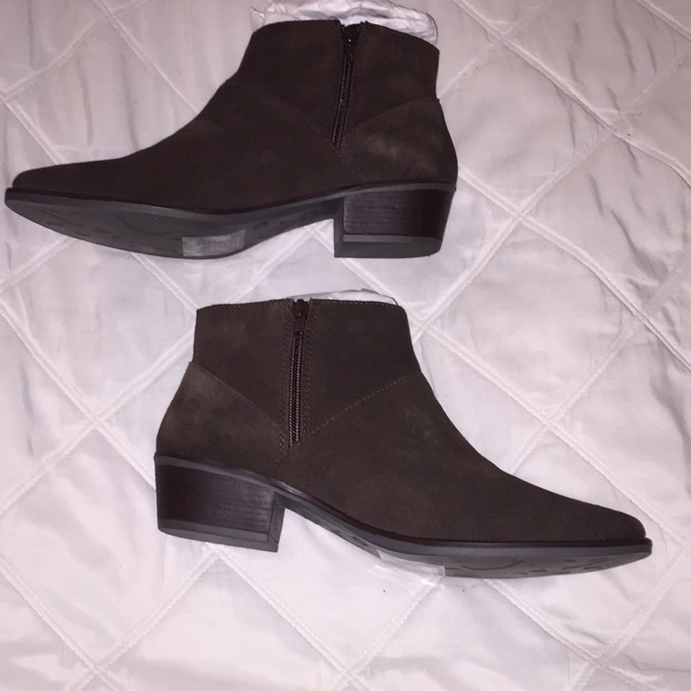 Brown Chelsea ankle boots
